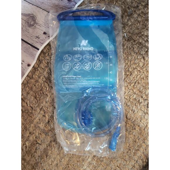 N NEVO RHINO Hydration Running Backpack Dark Gray with 2L Water Bladder NWT - Picture 7 of 12